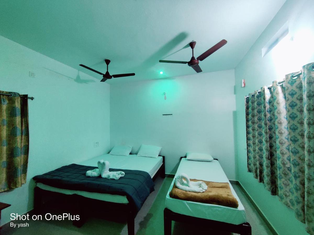 Surya Cafe And Stay Sea View Gokarna  Exterior photo